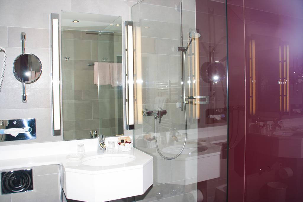 Hotel Zum Adler Бонн Экстерьер фото
