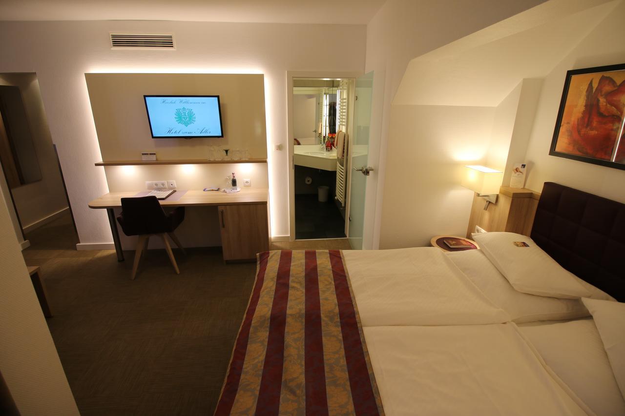 Hotel Zum Adler Бонн Экстерьер фото