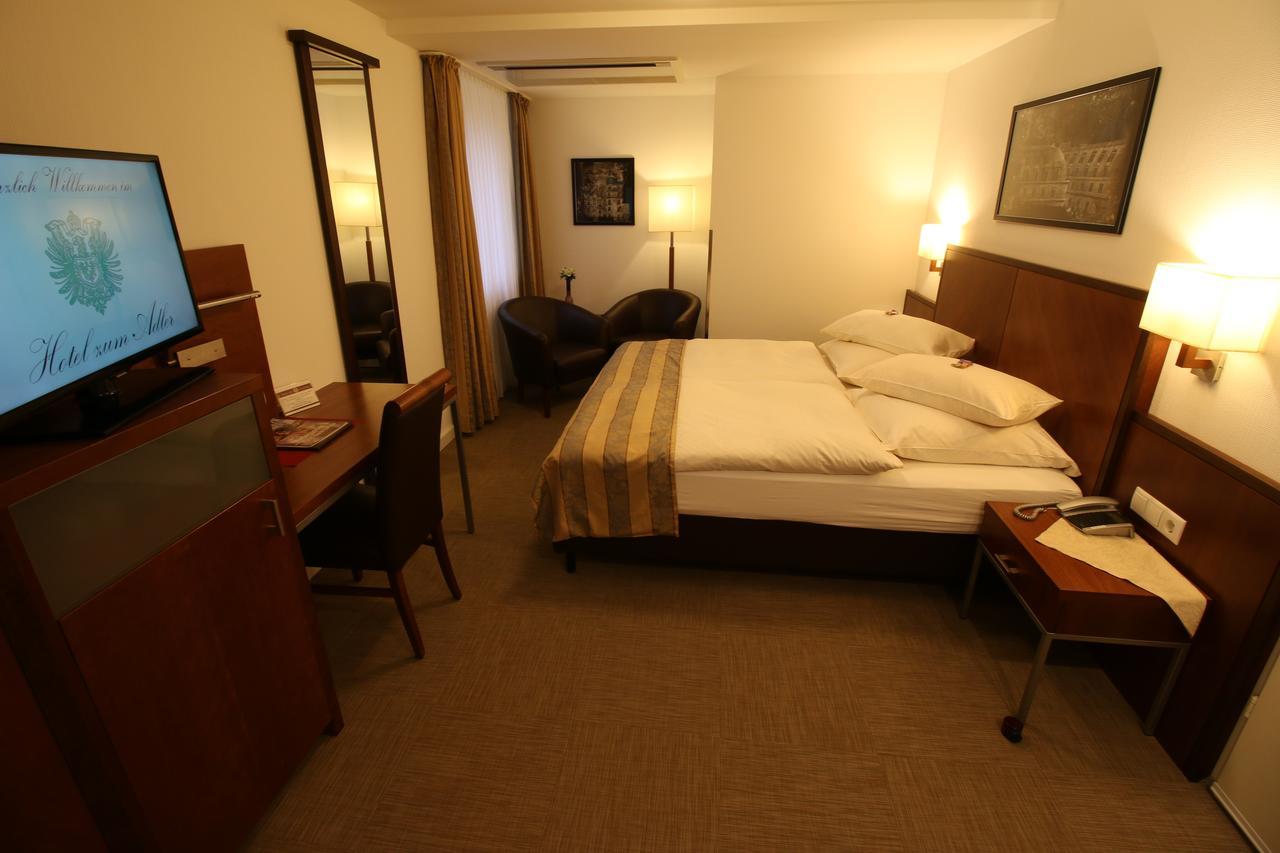 Hotel Zum Adler Бонн Экстерьер фото