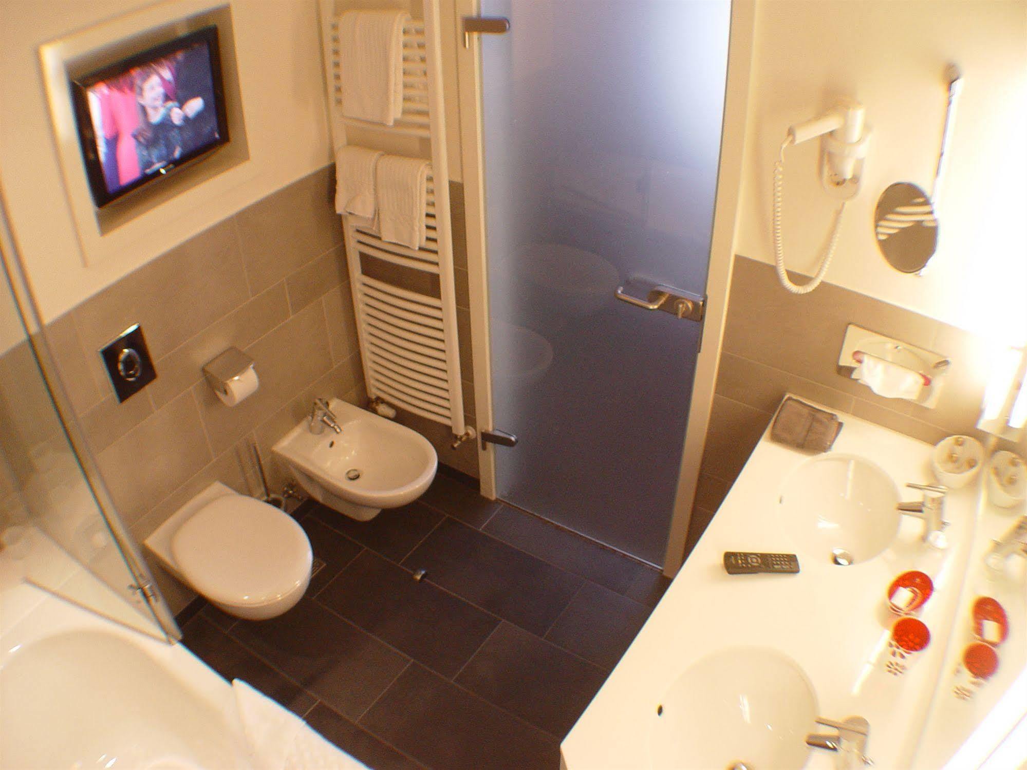 Hotel Zum Adler Бонн Экстерьер фото