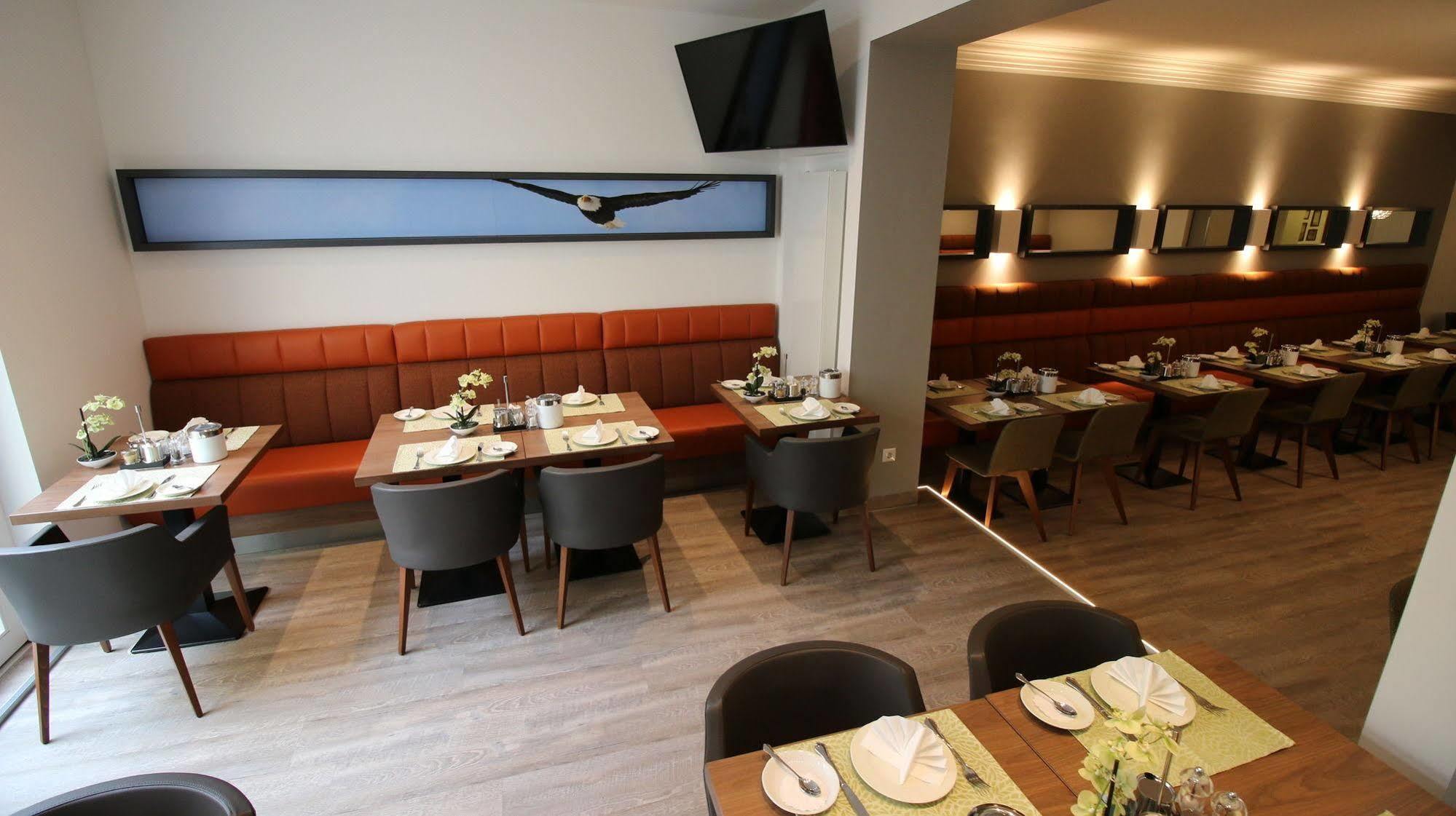 Hotel Zum Adler Бонн Экстерьер фото