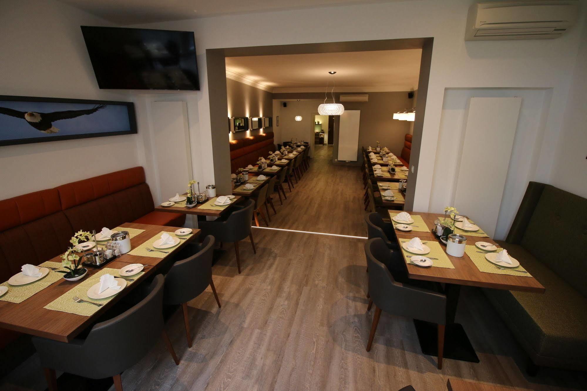 Hotel Zum Adler Бонн Экстерьер фото